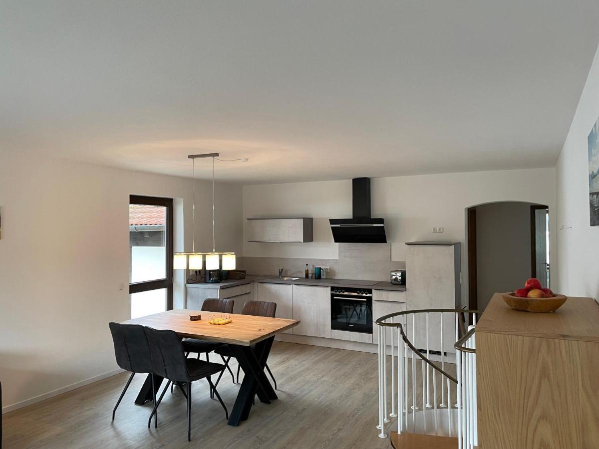 Grosszuegiges Domizil, 90Qm, Mit Terrasse, Garten, Infrarotkabine Und Garage Marquartstein Eksteriør bilde